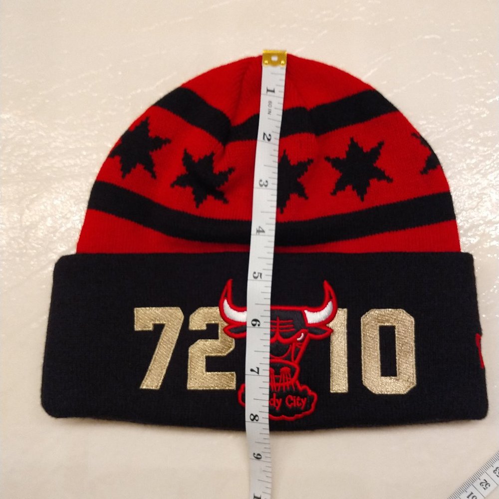 New Era Chicago Bulls 72-10 Cuffed Knit Hat (NWOT) - Picture 8 of 8